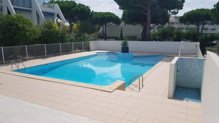 Appartement Les sables d'or, P2 piscine et PARKING privé 856 Allée des Cyprès 34280 La Grande Motte