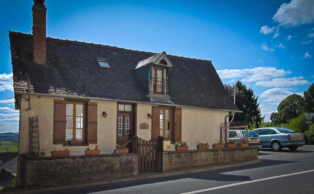 LES SANTOLINES - Studio à la campagne