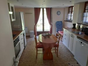 Appartement LES SOURCES GITE Les Sources    La Fosse 50420 Sainte-Marie-Outre-lʼEau Normandie