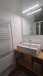 Les Suites du Monetier, alliant le charme et l'authenticité d'un chalet de prestige au cœur du village