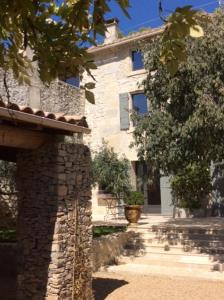 Appartement Les Terrasses de Boulbon gîte 10 Rue de la Sainte-Croix 13150 Boulbon Provence-Alpes-Côte d\'Azur