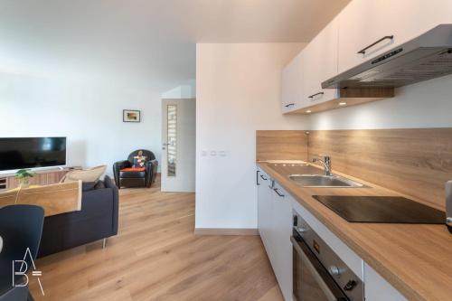 LEsperluette - 44 sqm apartment with garage & balcony in the city center