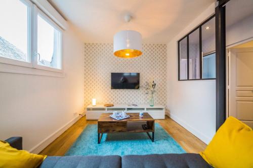 LESTANG #3 - Esprit sur les toits - 1 Chambre