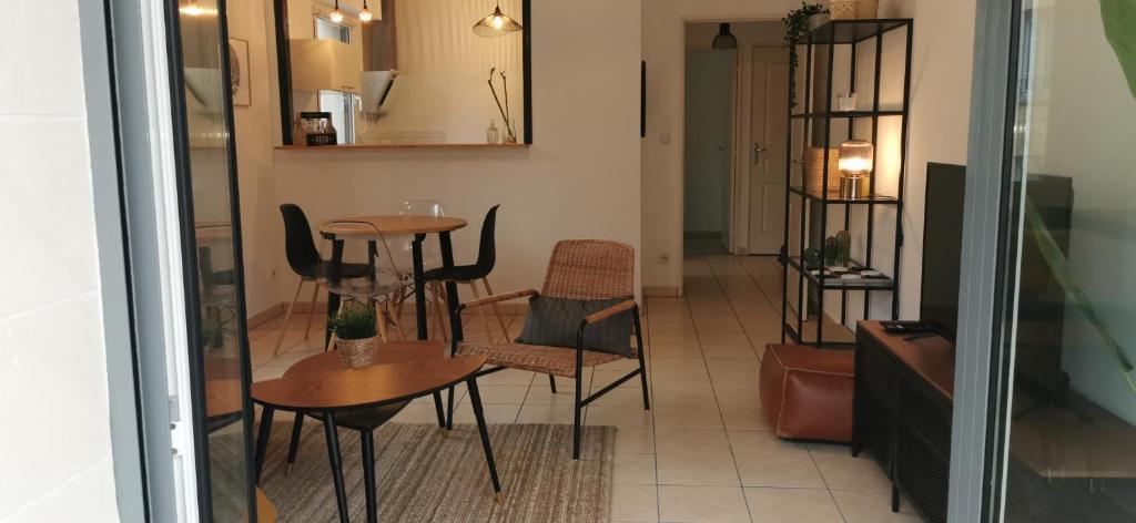 LeThamyris - HYPER CENTRE avec Parking privé 72 Rue Jules Lecesne, 76600 Le Havre
