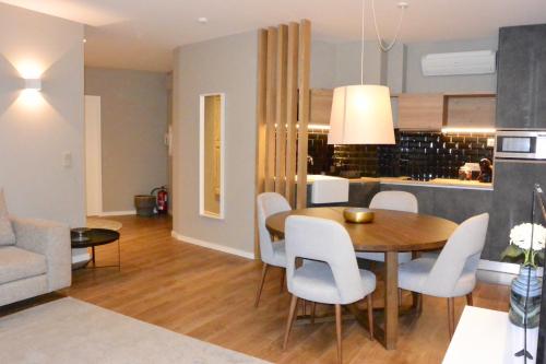 LF Porto Camélia Deluxe Apartment, by Flat in Porto