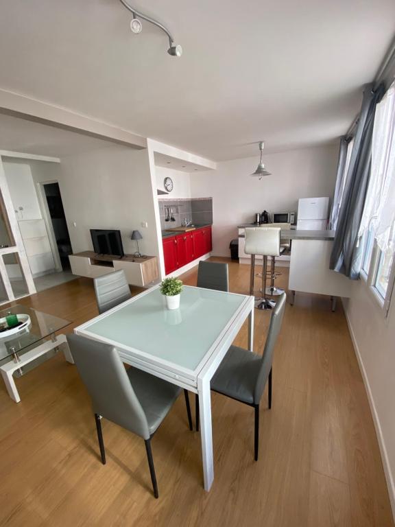 LH Appart 1 Er Etage 49 Rue Lesueur, 76600 Le Havre
