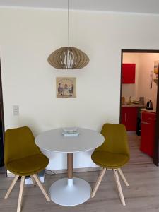 Lichtdurchflutetes Apartment mit Blick ins Grüne