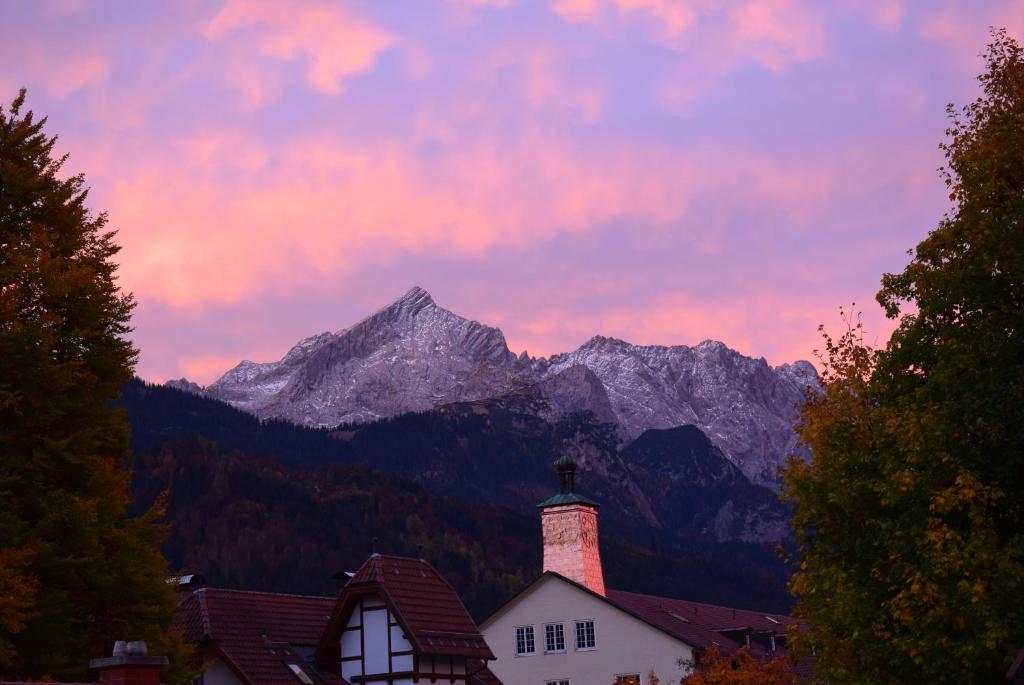 Appartement Lieblingssplatz Wohnung 3 Zirbelkopfstraße 8 82467 Garmisch-Partenkirchen