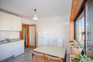 Liiiving in Matosinhos - City Beach Apartment