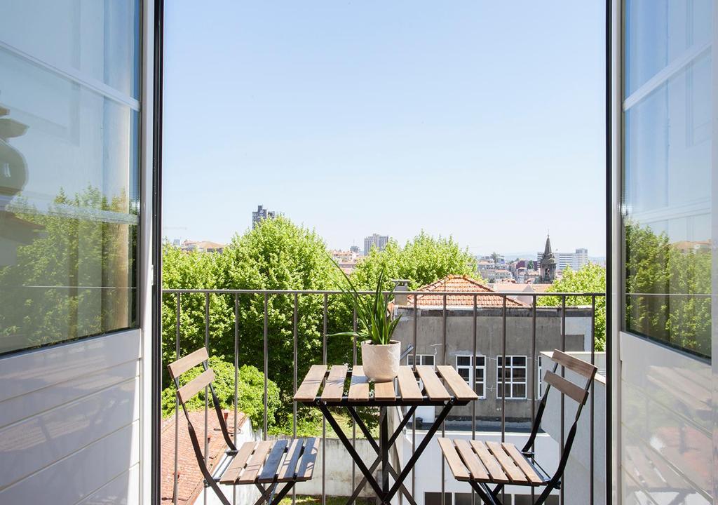 Appartement Liiiving in Porto | Central Secret Balcony 160 Rua dos Mártires da Liberdade 4050-358 Porto