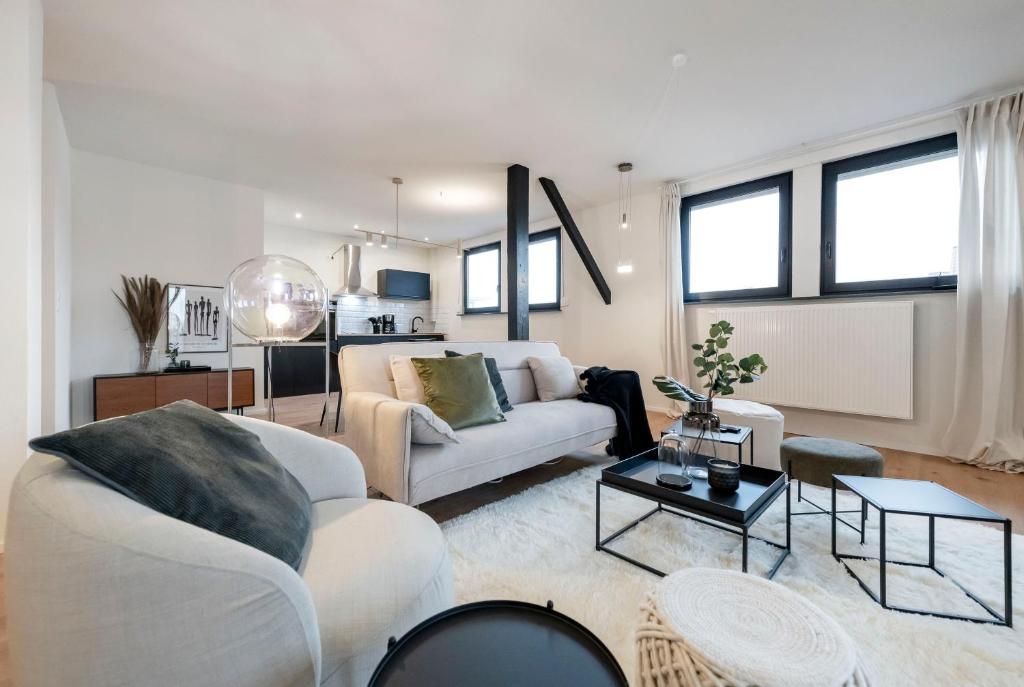 LikeHome: Fair+Airport Modernes Loft Badewanne & Netflix 28 Schillerstraße, 64569 Nauheim