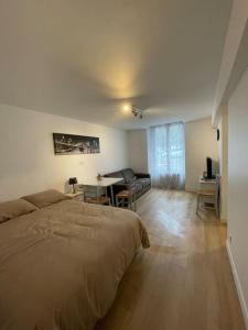 Appartement LIKEHOME - Studio idéal pour séjour en région parisienne 56 Rue de la République 95400 Villiers-le-Bel Île-de-France