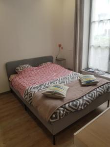 Appartement Lille centre parking privé gratuit très calme 48 RUE ROYALE 59800 Lille Nord-Pas-de-Calais