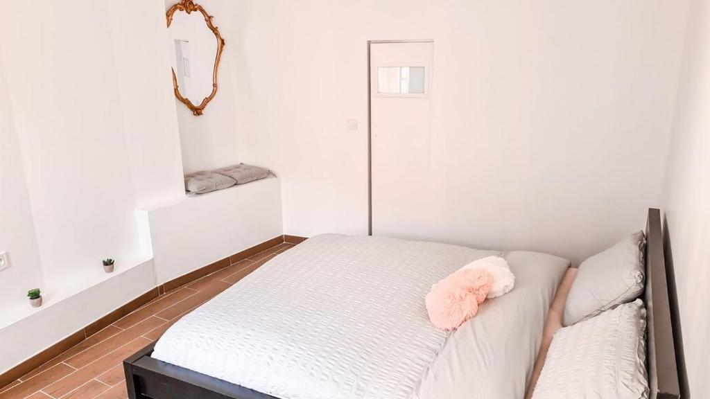 Lille Grand Place Nice studio with private parking 59800 Lille