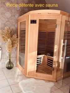 Lilly & Cie : jacuzzi - sauna -piscine
