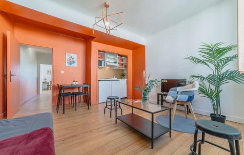 Lily, Agréable T2 pour 4 pers calme et jardin coeur de Village