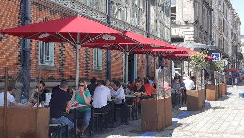 LIMOGES,,,,,,appart 30m2, calme avec concierg,,, !