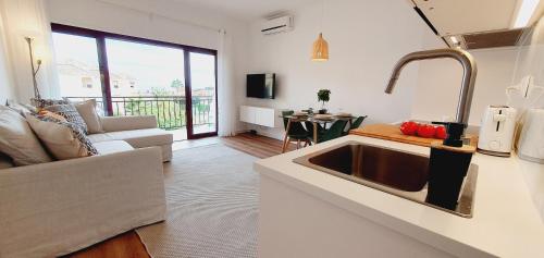 Lindo apartamento junto à praia e à Marina de Vilamoura com Piscina e Wi-Fi