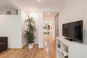 Lisbon Apartment Bairro Alto - Bica 1