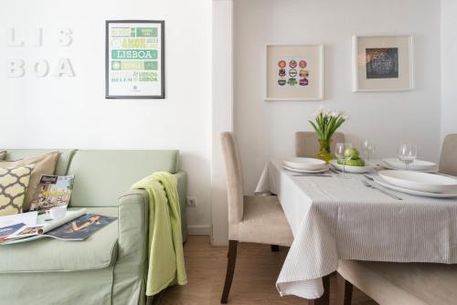 Lisbon Apartment Bairro Alto - Bica 3