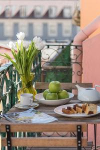 Lisbon Apartment Bairro Alto - Bica 3