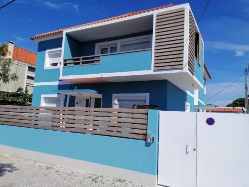 Lisbon Beach Apartments 1
