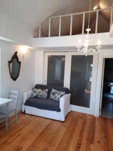 Lisbon Castle Apartment