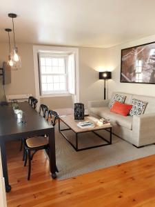 Lisbon Finestay Bica Apartment