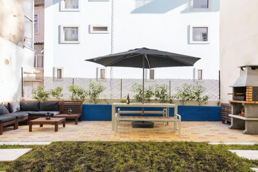 Appartement Lisbon Intendente Terrace Apartment with BBQ 36A Rua dos Anjos 1150-009 Lisbonne