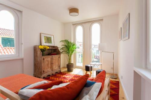 Lisbon Sea Side Chalet