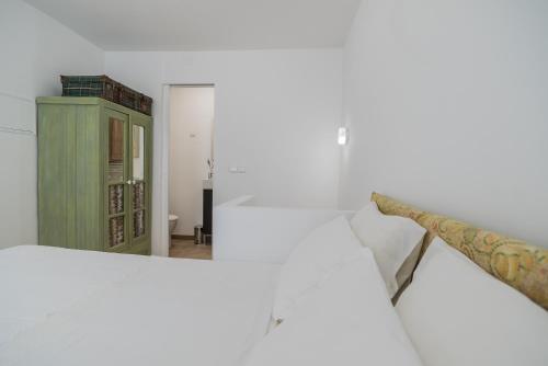 Little duplex in Alfama