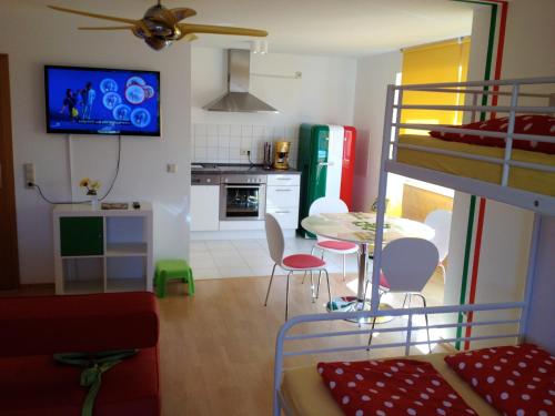 LITTLE ITALY Studio