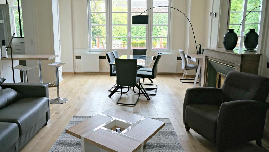 Appartement Little Suite - Colas 9 bis, rue du Lieutenant Colpin 59000 Lille