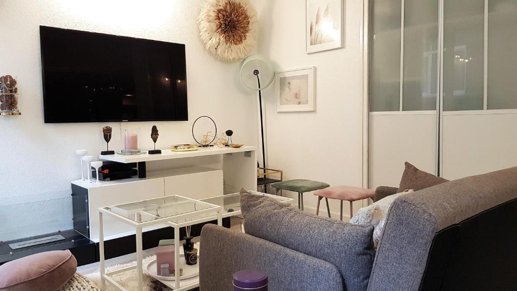 Little Suite - Pénélope 20 Rue du Priez, 59000 Lille