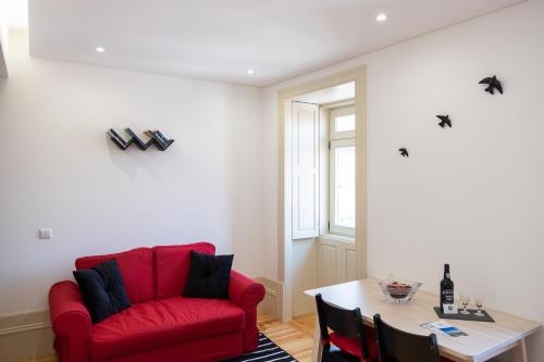 Lively Getaway Apartment