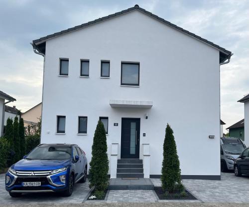 LIVING BLACK BENSHEIM