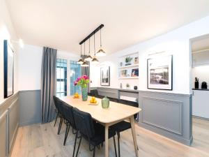 LivinParis - Luxury 4 Bedrooms Le Louvre I