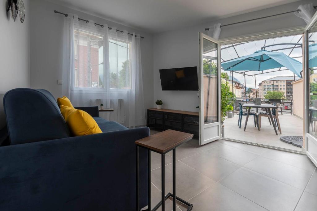 LOC TROTTEUR LE GRAPHITE T2 Grand confort Terrasse 1 Avenue Saint-Joseph, 65100 Lourdes