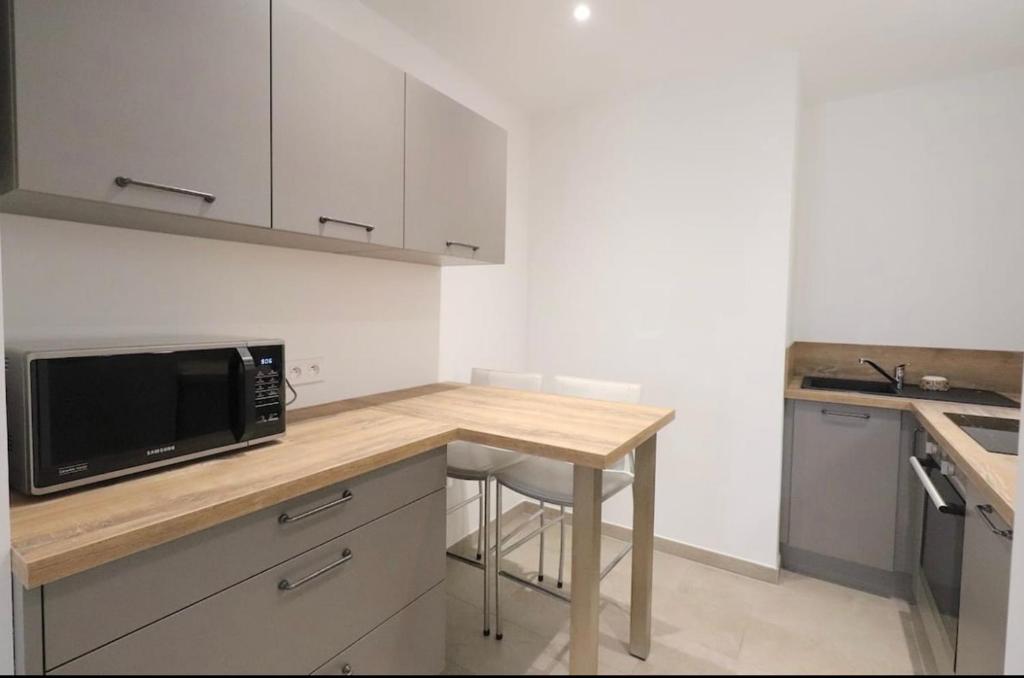 location appartement F2 PORTCCIO Proche plage Résidence Harmonie, 20166 Albitreccia