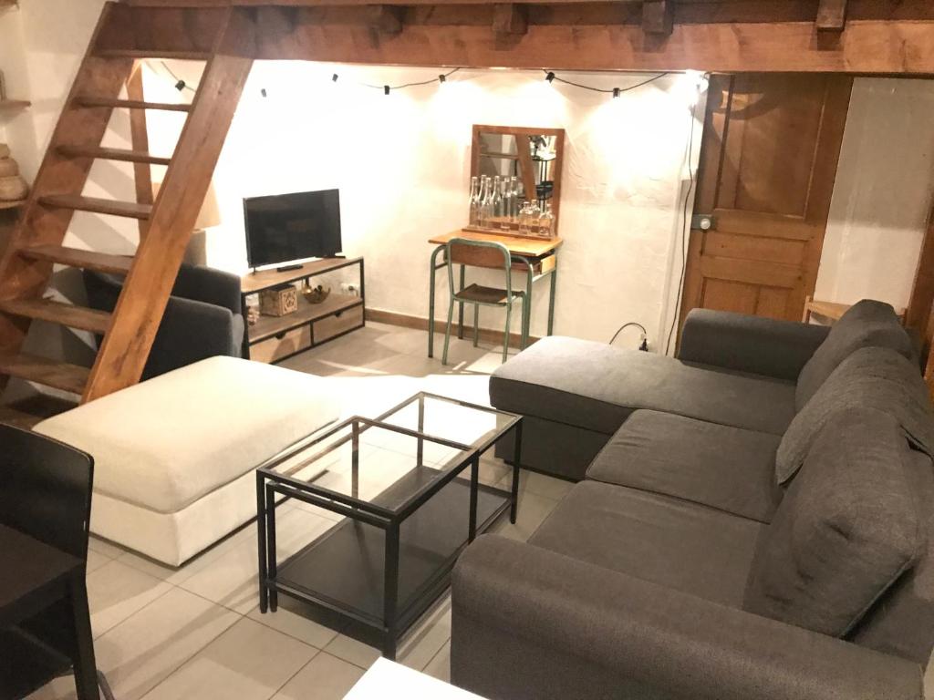 Appartement Appartement location courte durée Quartier Ainay Lyon2 48 Rue de la Charité, 69002 Lyon