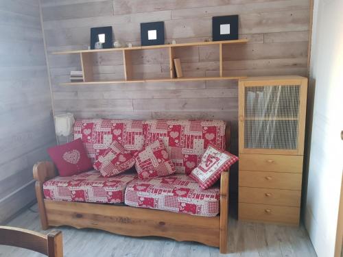 LOCATION SAISONNIERE Studio pied des pistes 4 personnes