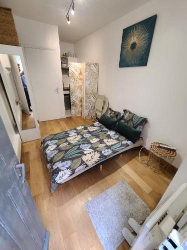Location studio (12m) meublé XVI arrondissement