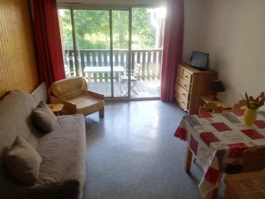 Location Studio avec Jardin en Hameau II 06620 Gréolières