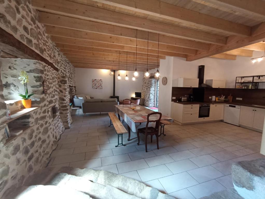 Location Tromeal Lasalle 29250 Saint-Pol-de-Léon