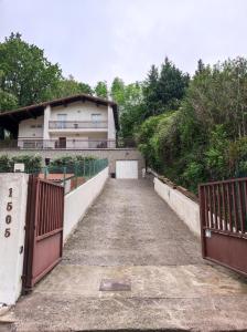Location vacance Appartement neuf luxe à Biriatou 5 minutes d'Hendaye,5 minutes irun