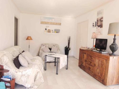 Locations-06 Lolivier - Residence With Swimming Pool Near Cannes