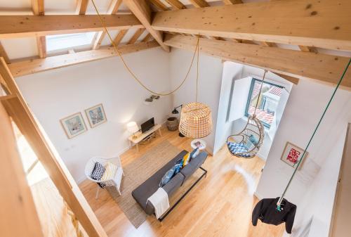 Loft 72