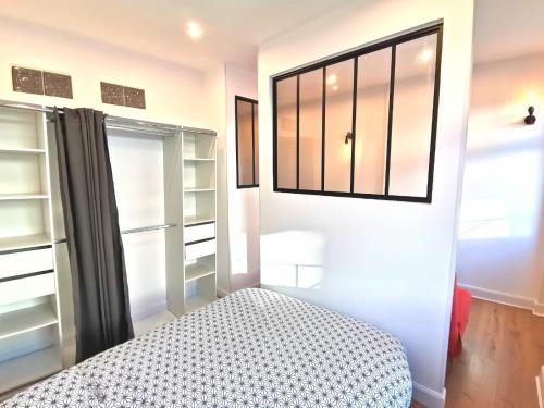 Loft avec verrière à 5 min à pieds de la gare