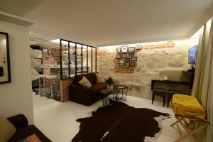 Loft Basfour
