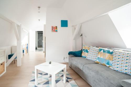 LOFT